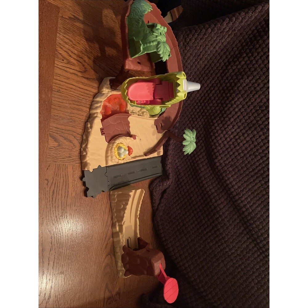 Mattel Disney and Pixar Cars on the Road Toys, Dinosaur Playground Playset